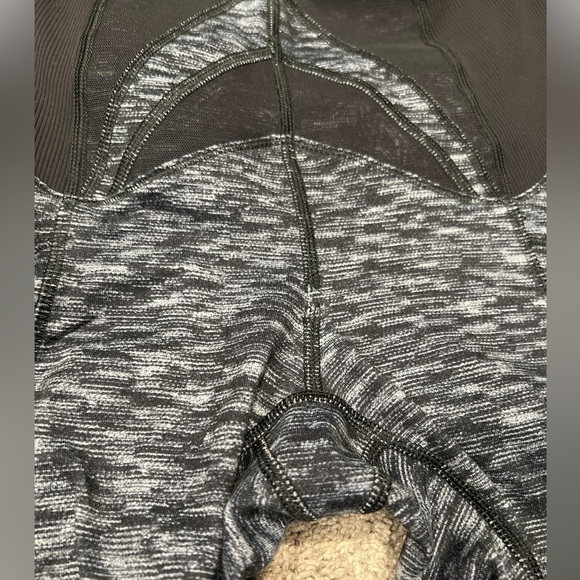 Lululemon exquisite crop dramatic static white black / black - Picture 7 of 14